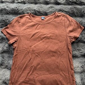 Old Navy Women's Rust Ribbed Tee